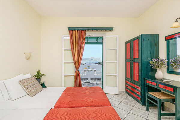 Naxos Studios Villa Harmony