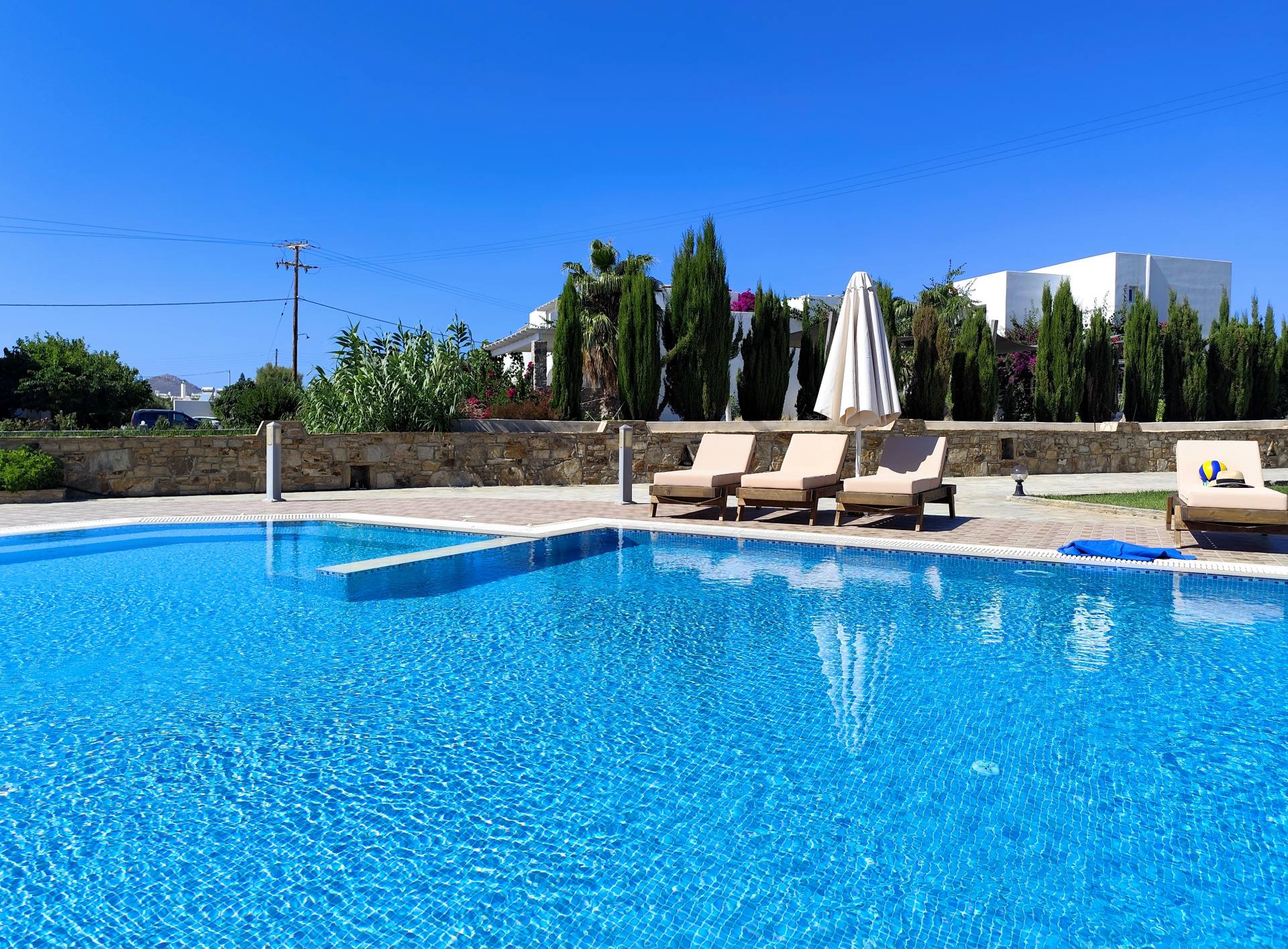Villa Harmony, Studios and Apartments in Naxos Greece